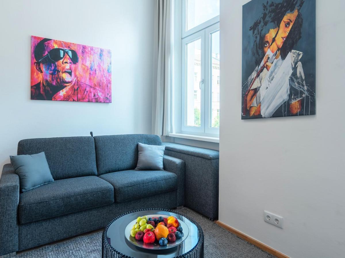 Sky9 Apartments Stadthalle Viena Exterior foto